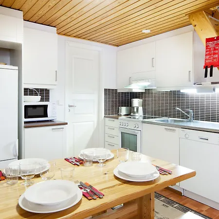 Club Apartment *