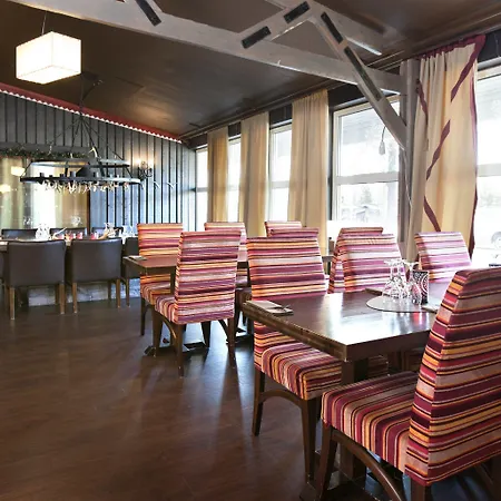 Club Apartment *