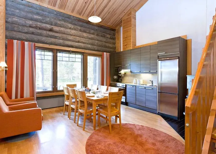 ホリデー クラブ * サーリセルカ