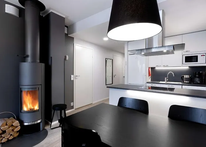 アパート ホリデー クラブ サーリセルカ