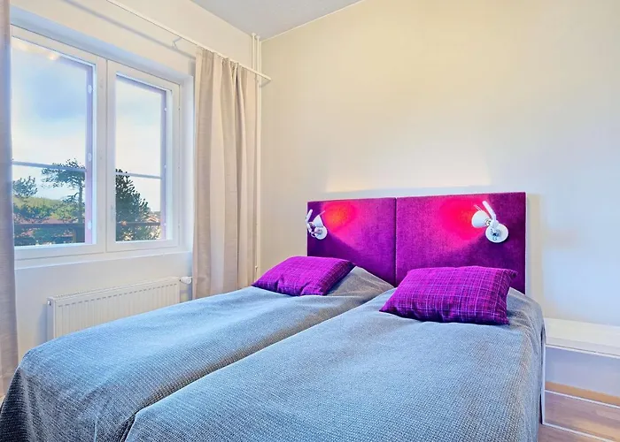 ホリデー クラブ アパート *