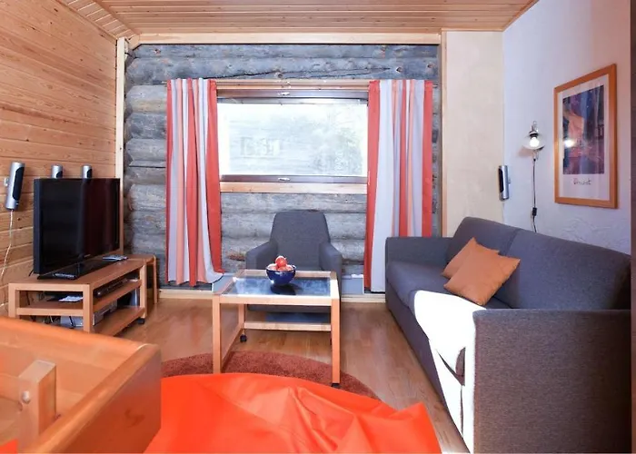 ホリデー クラブ * サーリセルカ