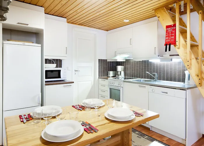 ホリデー クラブ アパート *