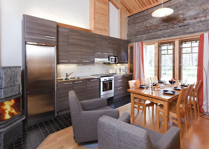 ホリデー クラブ サーリセルカ