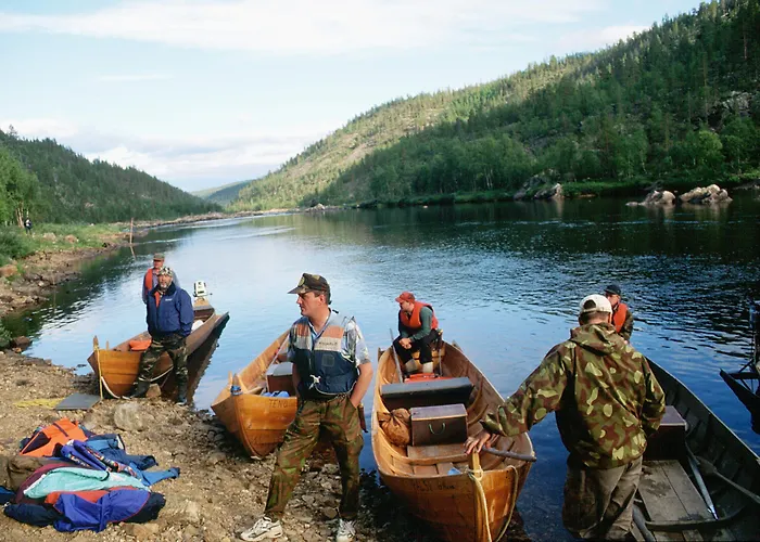ホリデー クラブ サーリセルカ