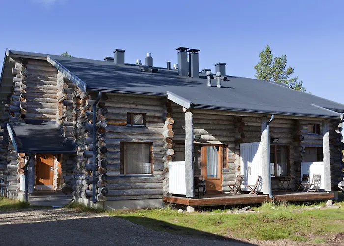 ホリデー クラブ サーリセルカ